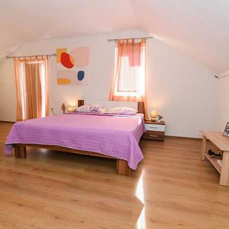 Holiday Home Donji Lepuri Lisicici Екстер'єр фото