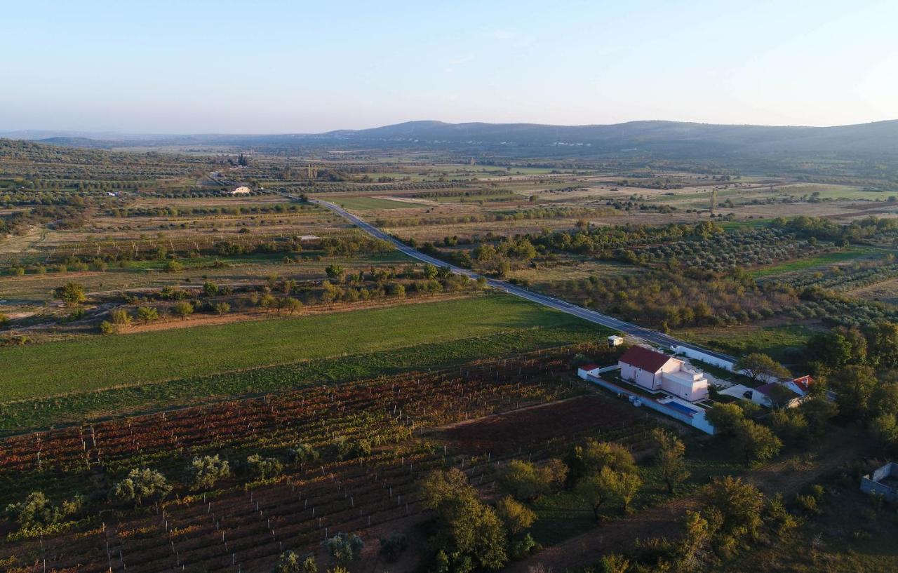 Holiday Home Donji Lepuri Lisicici Екстер'єр фото