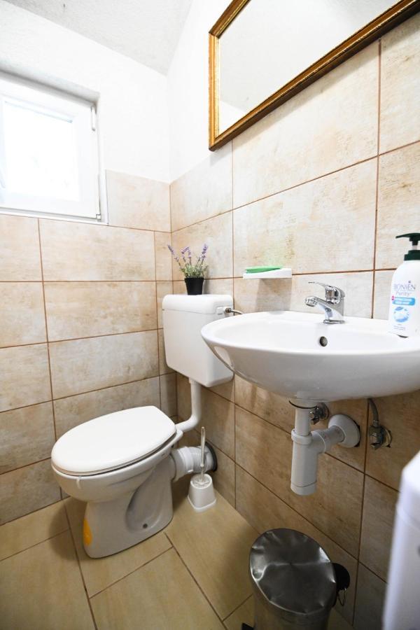 Holiday Home Donji Lepuri Lisicici Екстер'єр фото