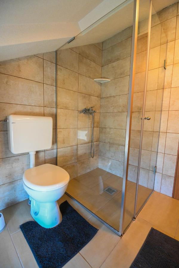 Holiday Home Donji Lepuri Lisicici Екстер'єр фото