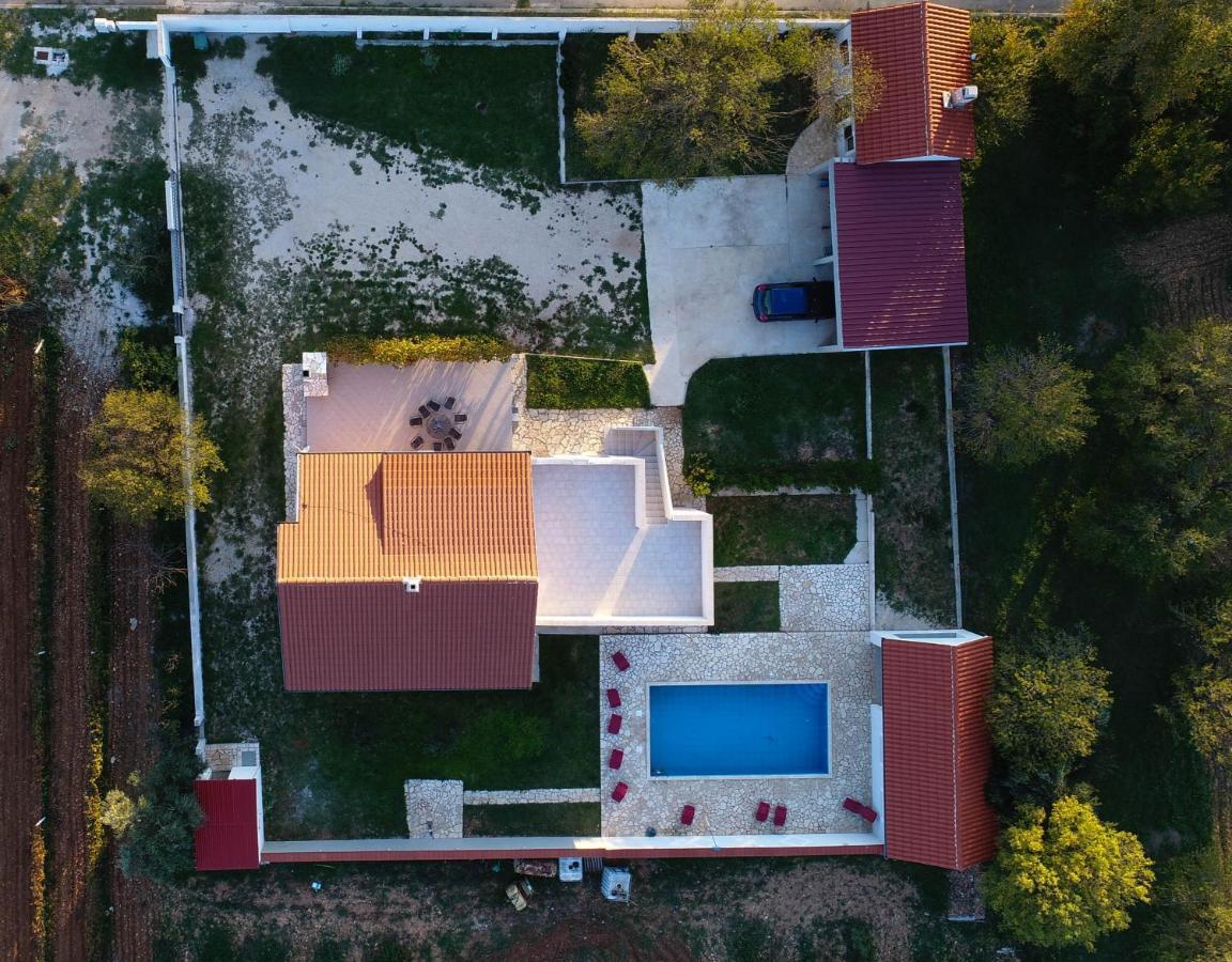 Holiday Home Donji Lepuri Lisicici Екстер'єр фото
